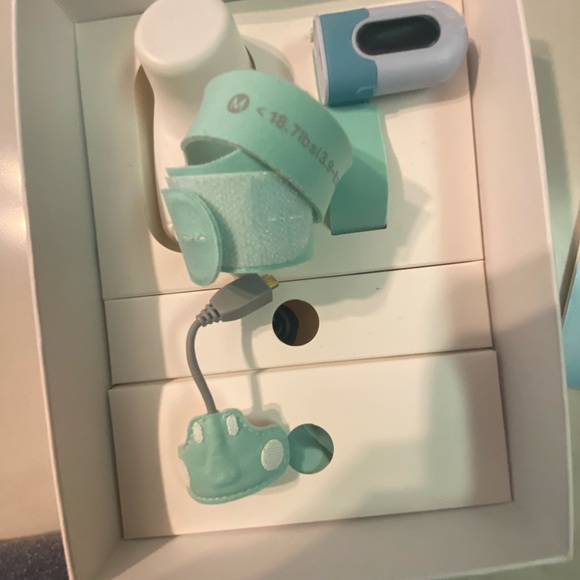 Babytone Baby Monitor in Mint Green - Picture 3 of 4